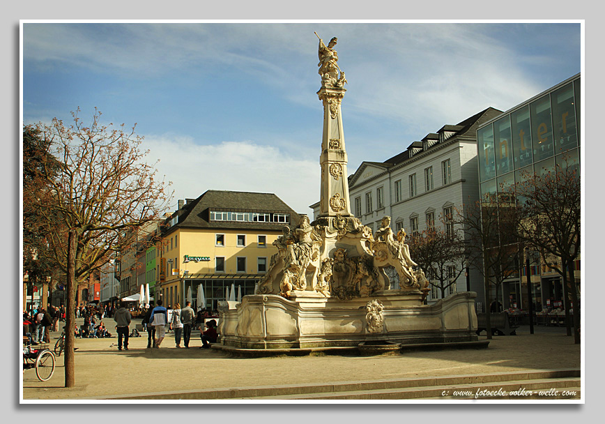 Bilder von Trier - St. Georgsbrunnen am Kornmarkt